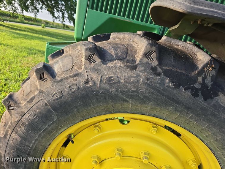 image for item DR3980 1990 John Deere 4755 MFWD tractor