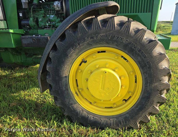 image for item DR3980 1990 John Deere 4755 MFWD tractor