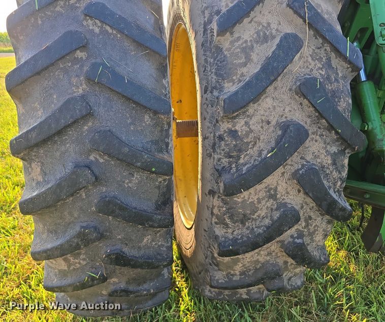 image for item DR3980 1990 John Deere 4755 MFWD tractor