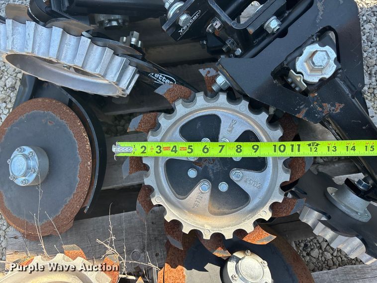 image for item DT3313 (12) row unit components