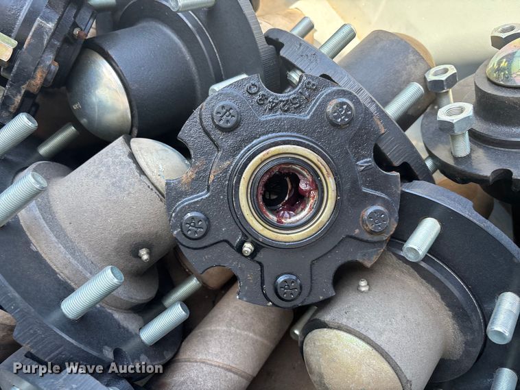 image for item DT3318 Wheel hubs