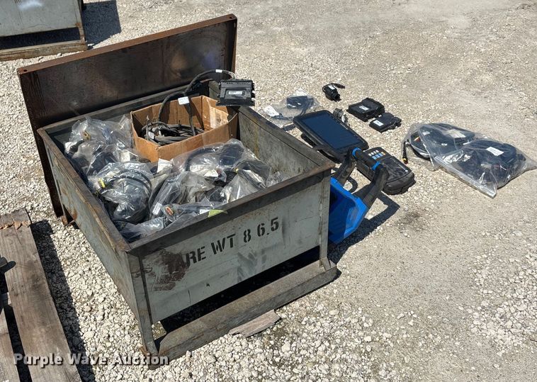 image for item DT3319 Dickey-John Seed Manager SE planter monitor and sensors