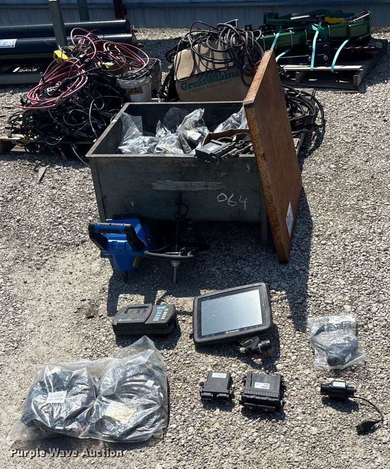 image for item DT3319 Dickey-John Seed Manager SE planter monitor and sensors