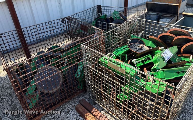 image for item DT3325 Approximately 70 closing wheel units