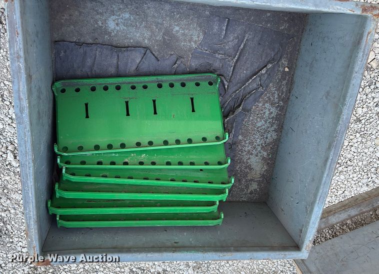 image for item DT3329 (6) planter row unit mounts