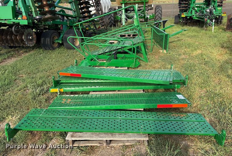 image for item DT3333 Assorted catwalks and steps