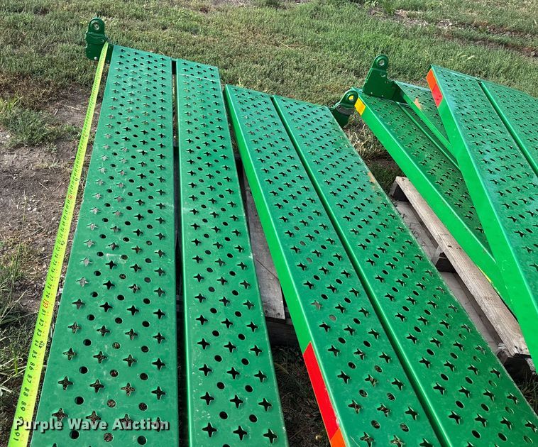 image for item DT3333 Assorted catwalks and steps