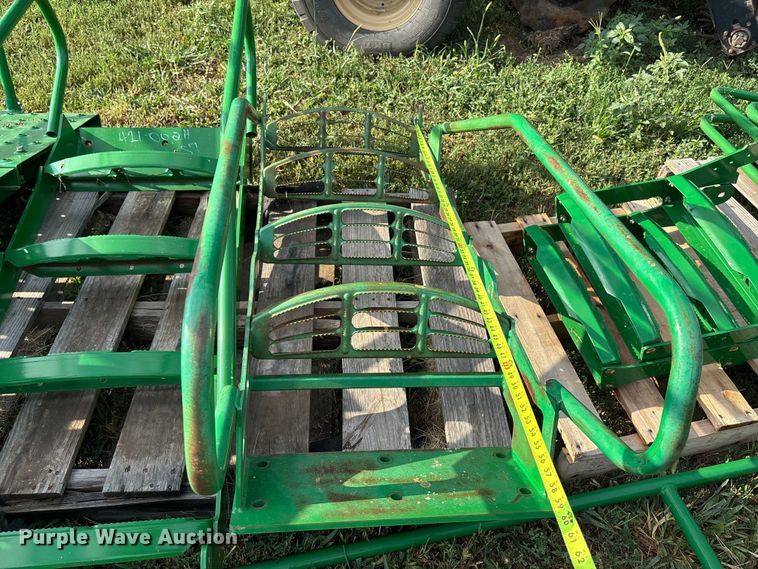 image for item DT3333 Assorted catwalks and steps