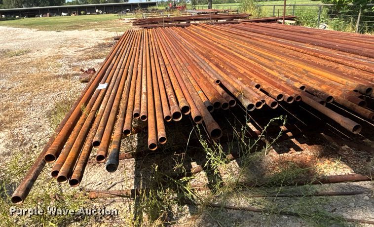 image for item DT3345 Approximately 84 pieces of oilfield pipe