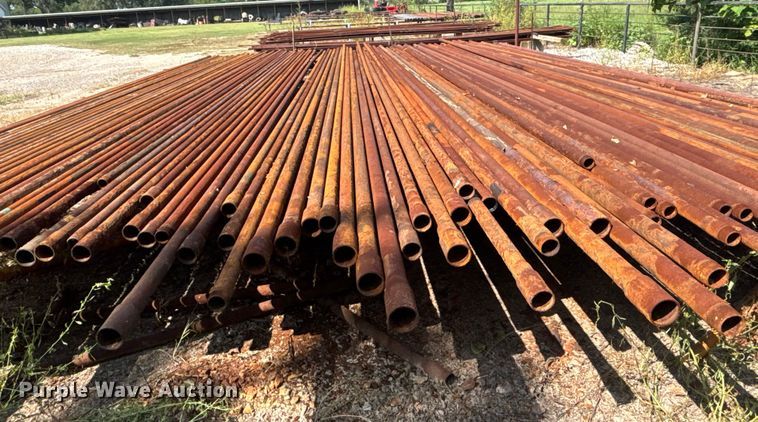 image for item DT3345 Approximately 84 pieces of oilfield pipe