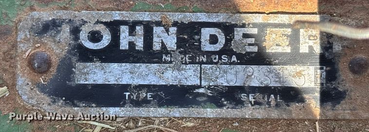 image for item DT3351 John Deere 346 small square baler