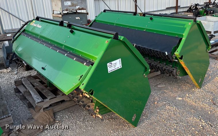 image for item DT3353 (2) BD7600 seed boxes