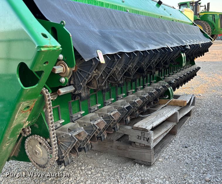 image for item DT3353 (2) BD7600 seed boxes