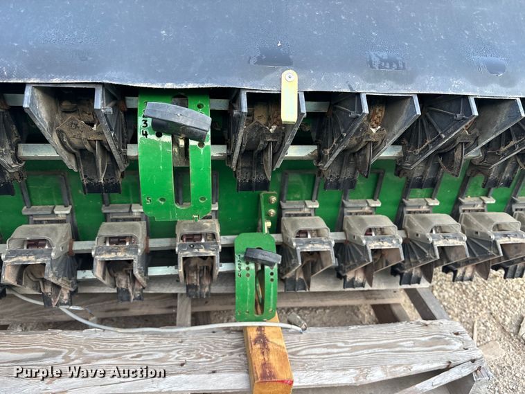 image for item DT3353 (2) BD7600 seed boxes