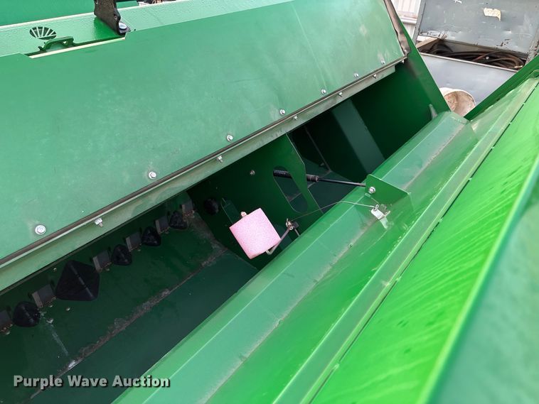 image for item DT3353 (2) BD7600 seed boxes