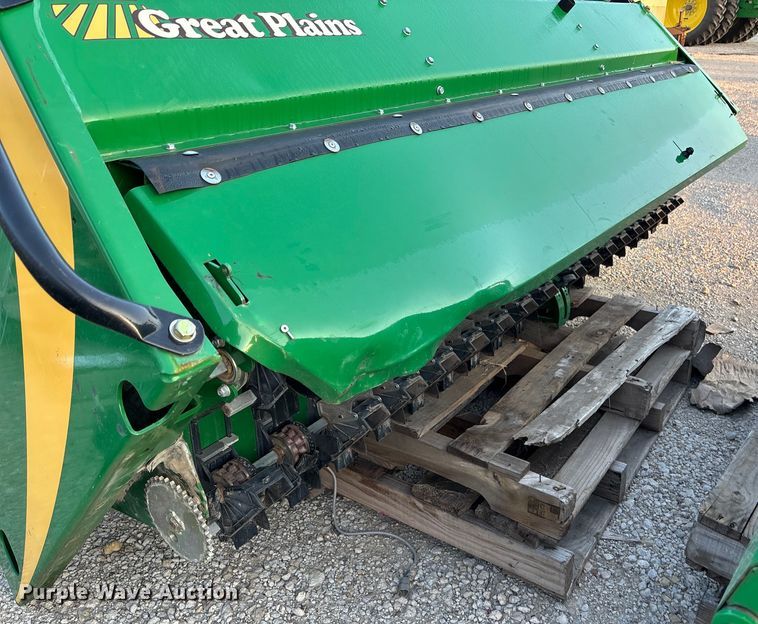 image for item DT3353 (2) BD7600 seed boxes