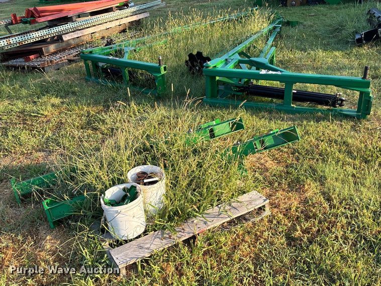 image for item DT3362 Set of 60' row markers