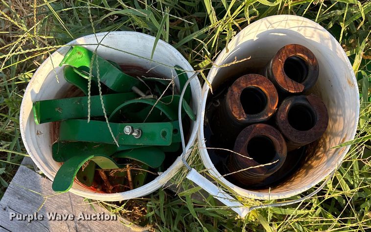 image for item DT3362 Set of 60' row markers