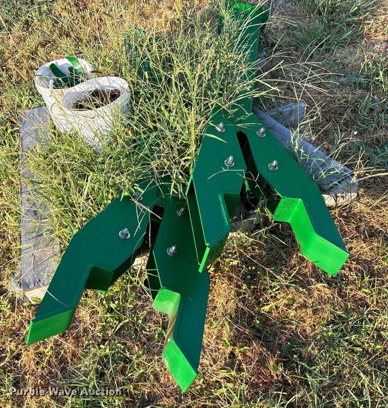 image for item DT3362 Set of 60' row markers