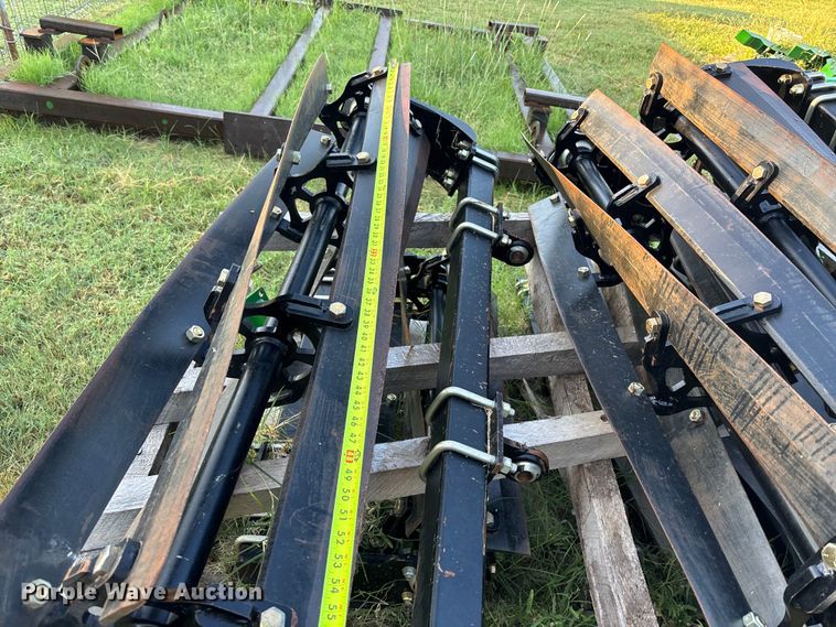 image for item DT3363 (8) stalk choppers