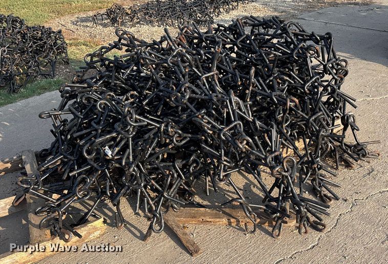 image for item DT3366 Harrow sections Approximately 5 harrow sections