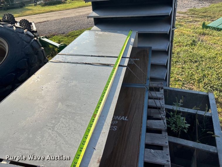 image for item DT3369 (4) Shelves