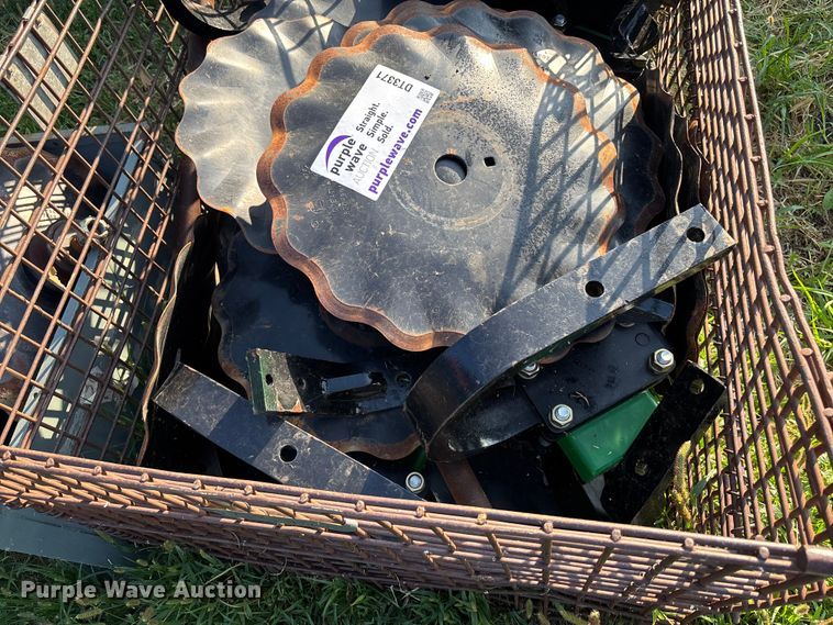 image for item DT3371 Tillage equipment