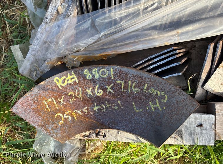 image for item DT3372 Approximately 55 pieces of auger flighting