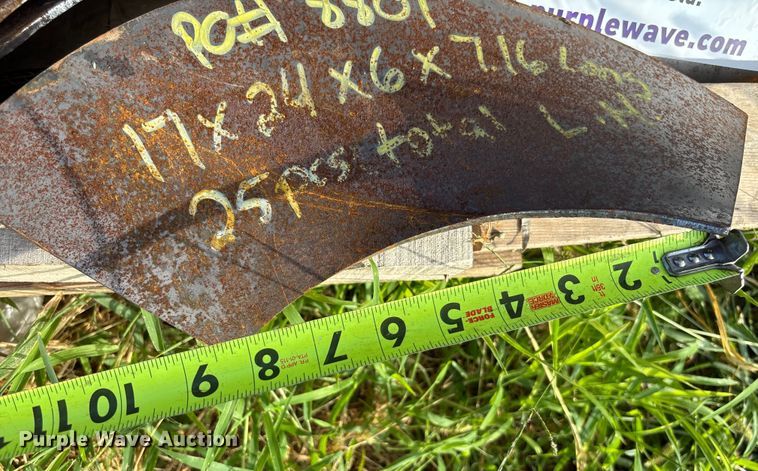 image for item DT3372 Approximately 55 pieces of auger flighting