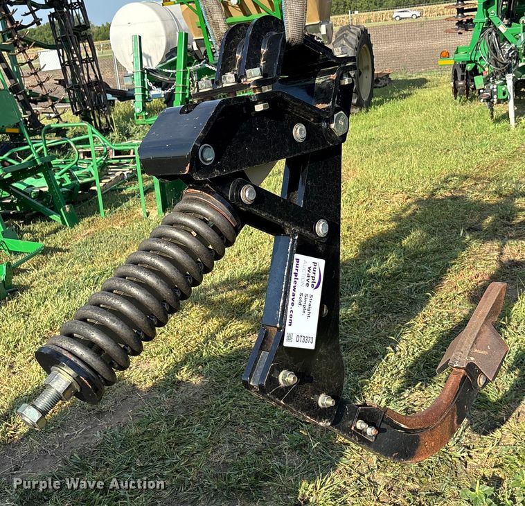 image for item DT3373 (2) chisel shanks