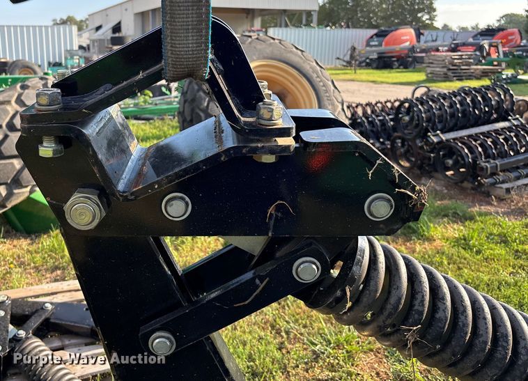 image for item DT3373 (2) chisel shanks