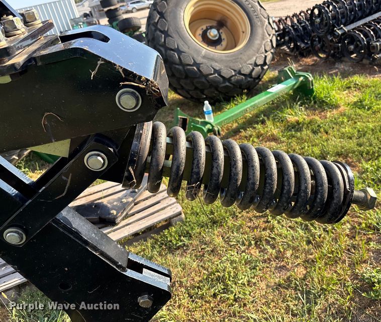 image for item DT3373 (2) chisel shanks