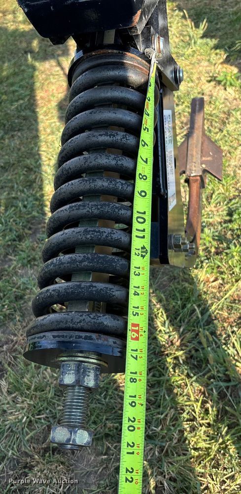 image for item DT3373 (2) chisel shanks