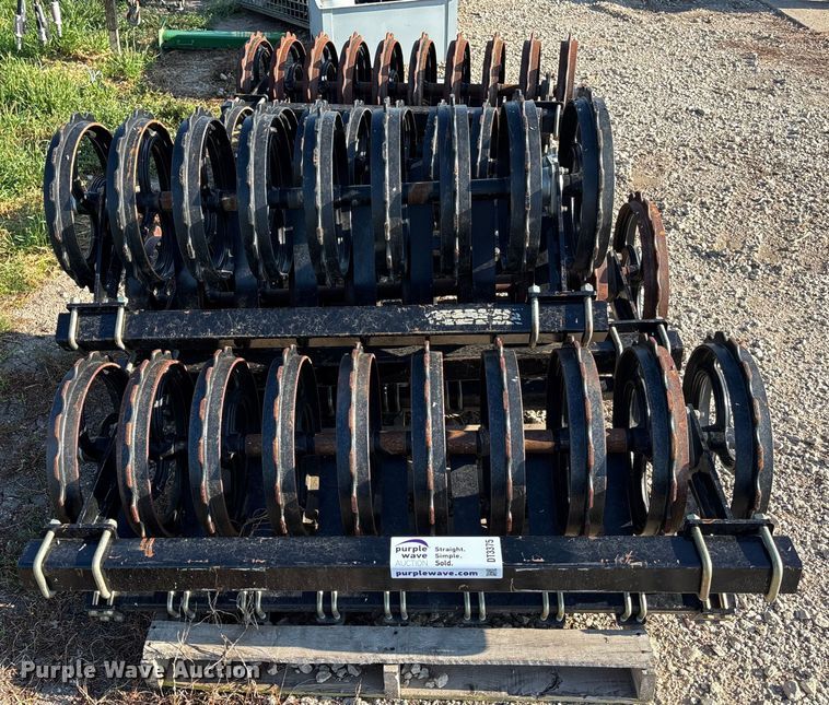 image for item DT3375 (5) pulverizer / cultipacker reels