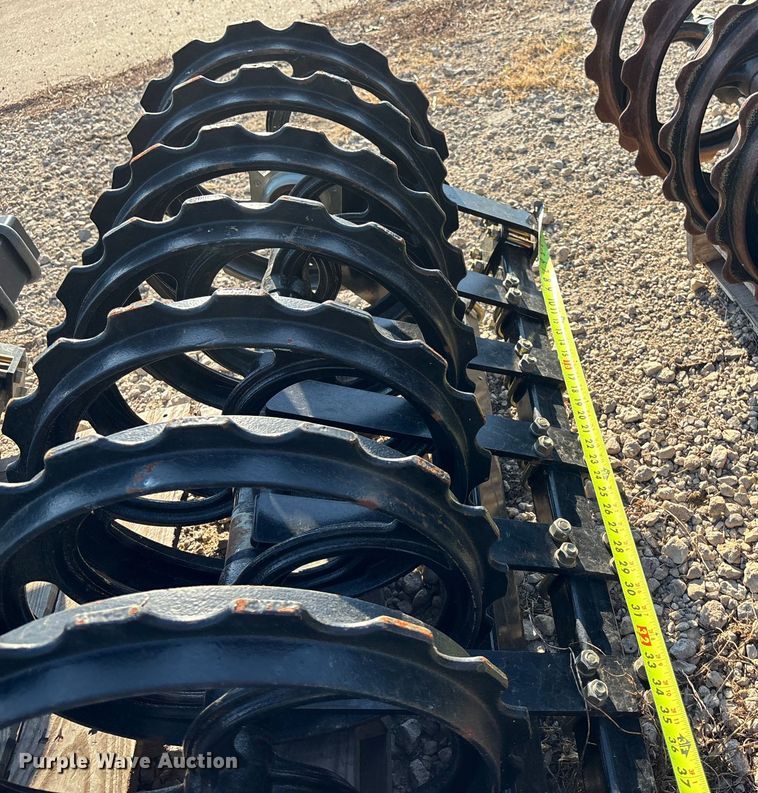 image for item DT3375 (5) pulverizer / cultipacker reels