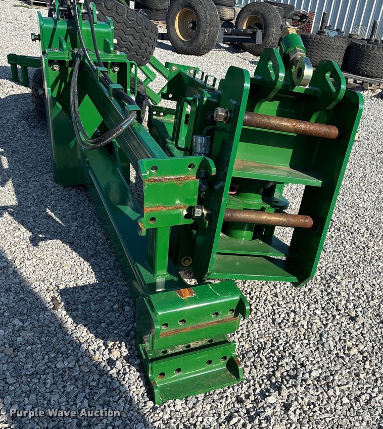 image for item DT3378 Planter lift assist