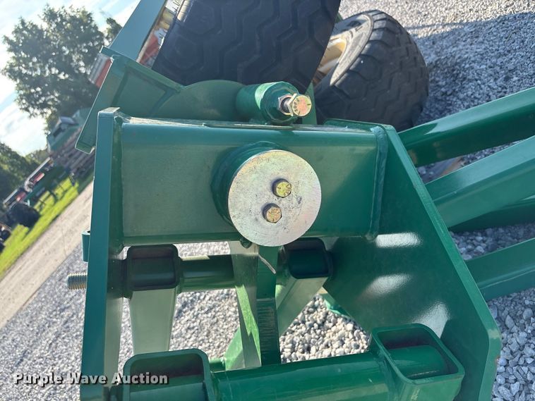 image for item DT3378 Planter lift assist