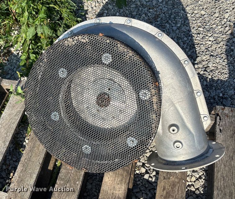 image for item DT3379 Crary planter blower housing