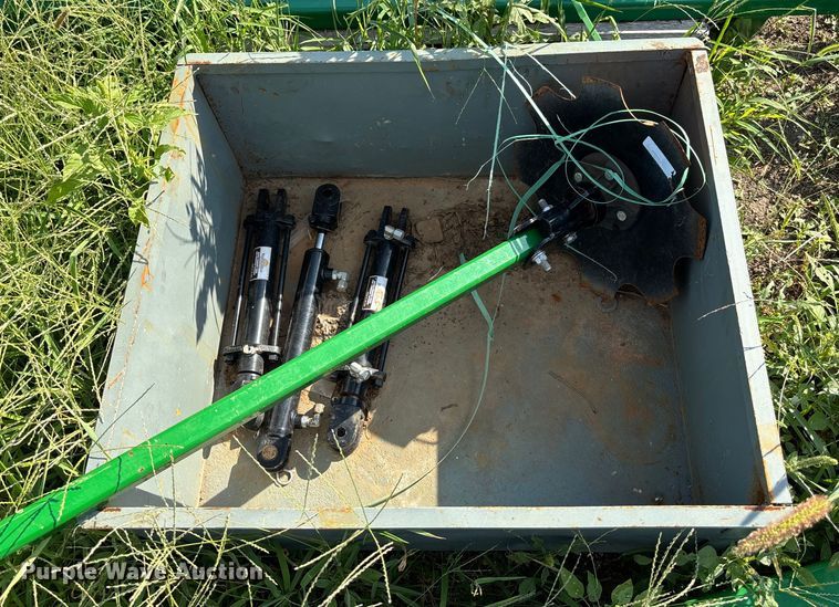 image for item DT3384 Great Plains  marker arms 