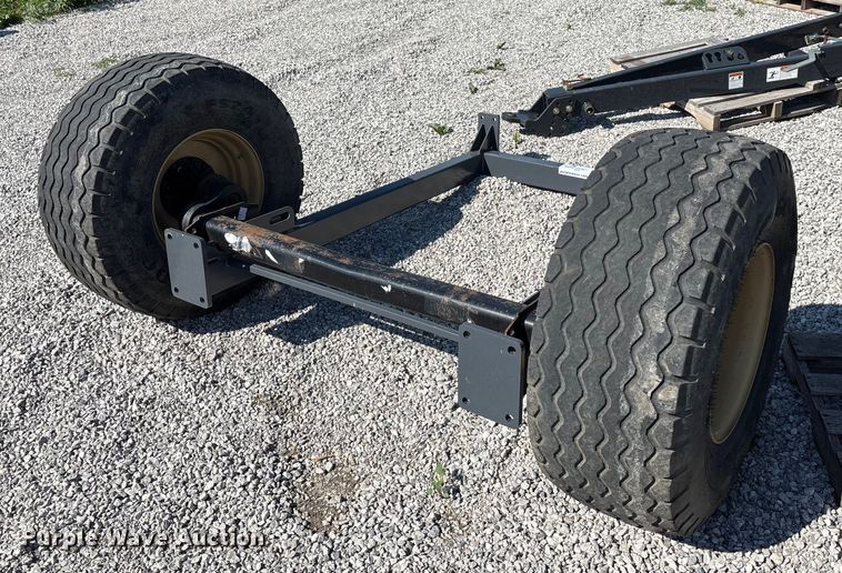 image for item DT3385 Trailer hitch and frame