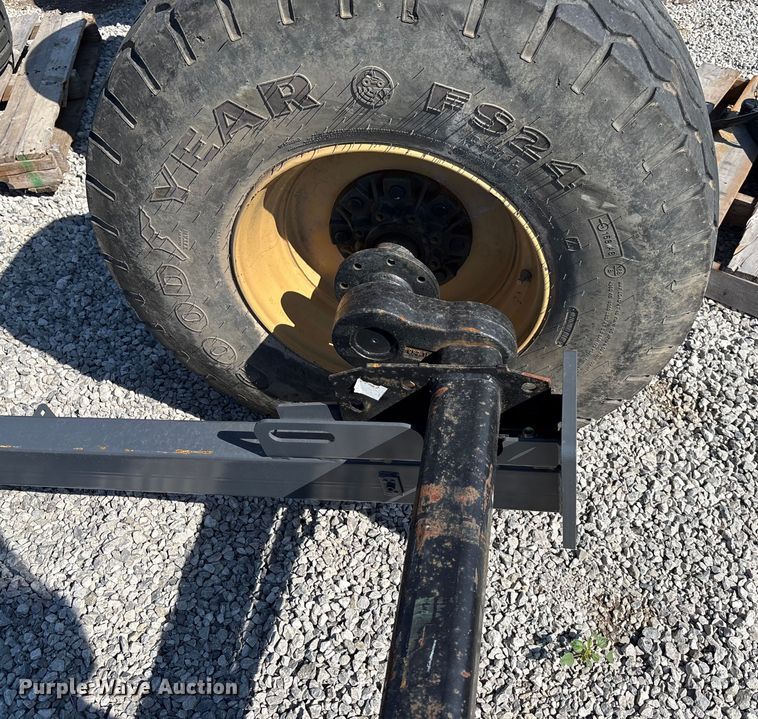 image for item DT3385 Trailer hitch and frame