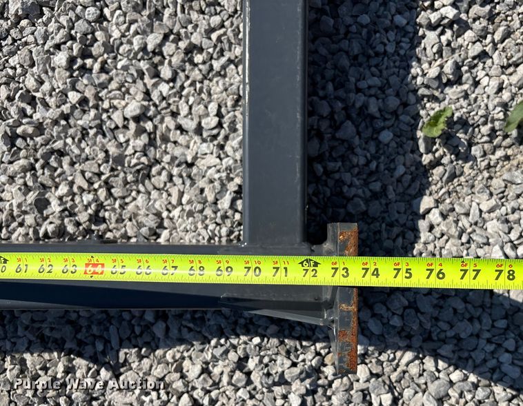 image for item DT3385 Trailer hitch and frame