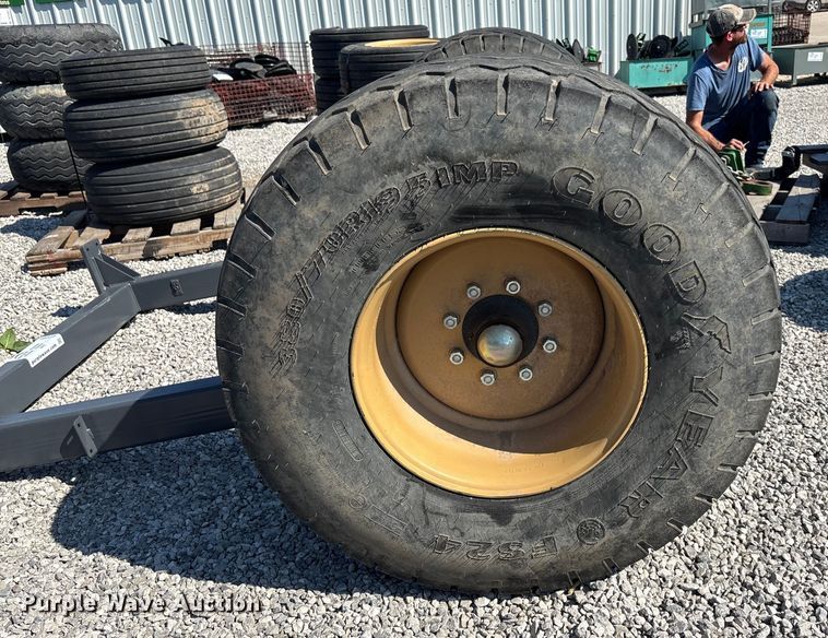 image for item DT3385 Trailer hitch and frame