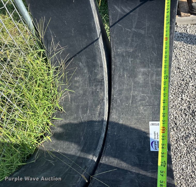 image for item DT3387 (2) tank saddles