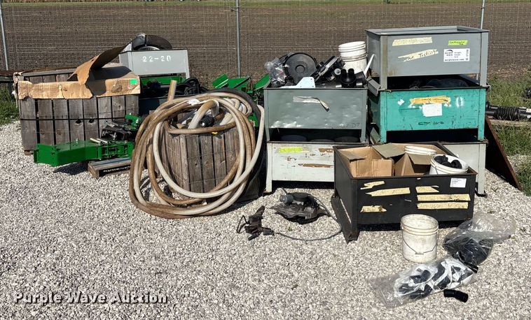 image for item DT3390 PL series planter parts