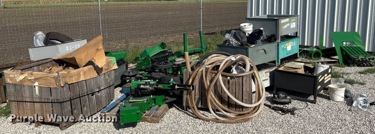 image for item DT3390 PL series planter parts