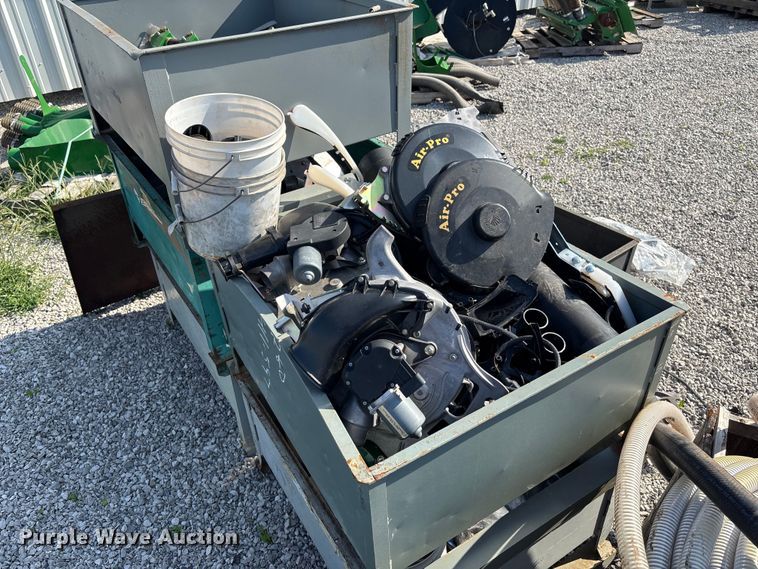 image for item DT3390 PL series planter parts