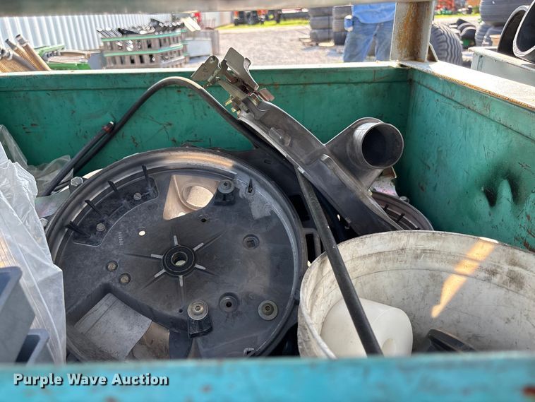 image for item DT3390 PL series planter parts