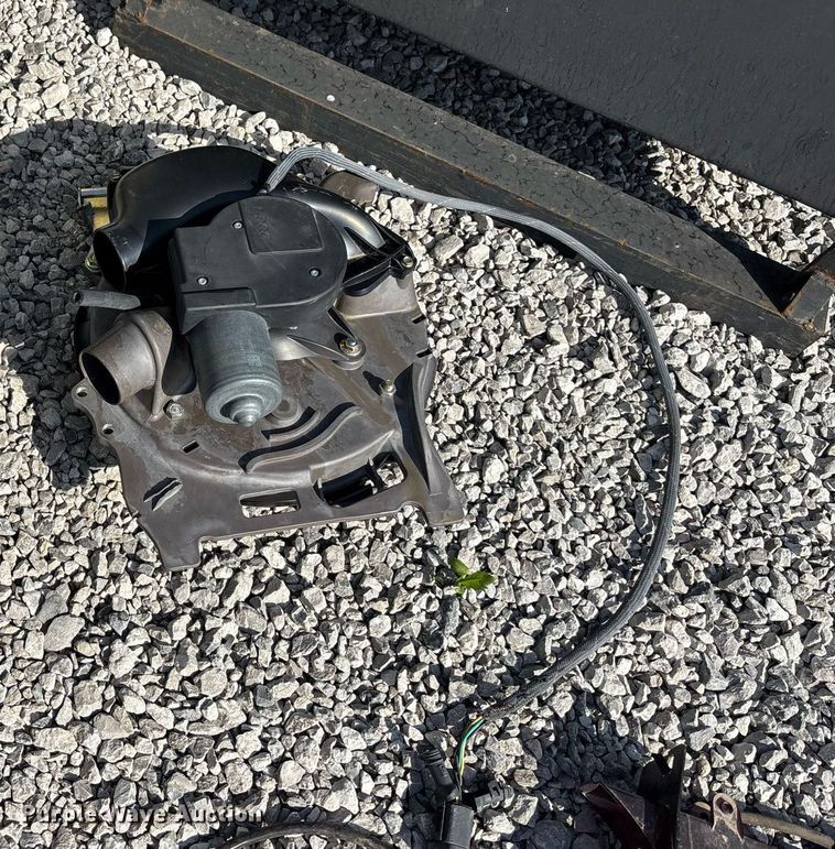 image for item DT3390 PL series planter parts