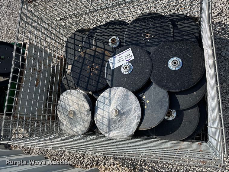 image for item DT3395 Approximately 100 disk blades